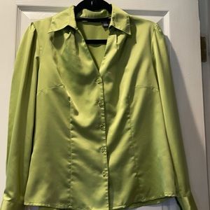 East 5th green blouse M long sleeve little shine